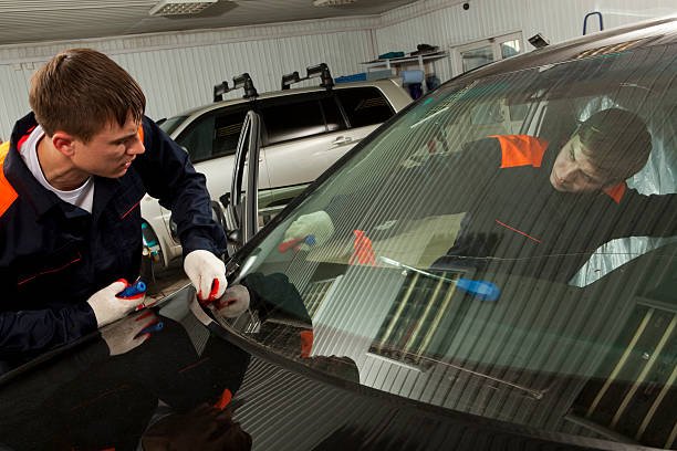 Windshield Repair Baldwin Park, CA - Get Quality Auto Glass Repair and Replacement Services with West Covina Car Glass